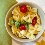 Quick Caprese Pasta Salad