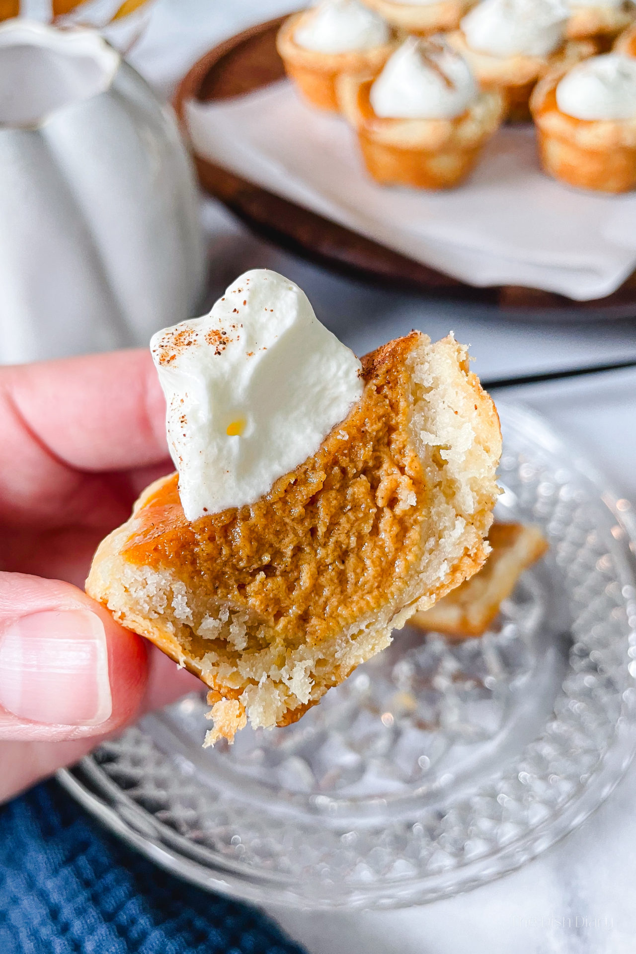 Mini 7-Ingredient Pumpkin Pie Tarts