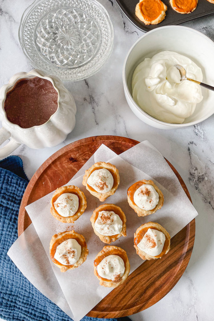 Mini 7-Ingredient Pumpkin Pie Tarts