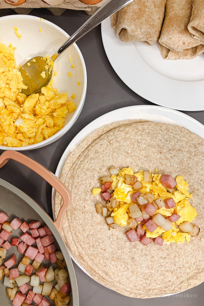 Easy 5-Ingredient Freezer Breakfast Burritos