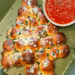 Cheesy Pull Apart Christmas Tree Bread